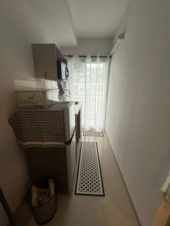 Plum Condo for rent, Chaengwattana, Don Mueang, Building B, swimming pool view, with furniture and appliances, reserve now.