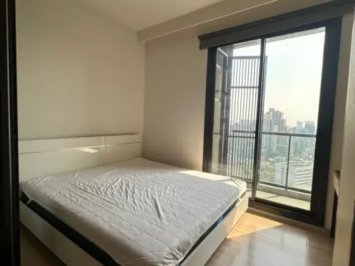 For rent!! Condo M Chatuchak, beautiful room, high floor, fully furnished, very nice to live in, don't miss it!!