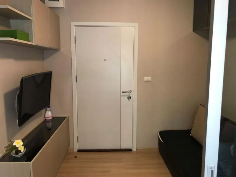Stop!! For rent, Plum Condo Chaengwattana, built-in the whole room, very beautiful, mom!! Peaceful, convenient, complete