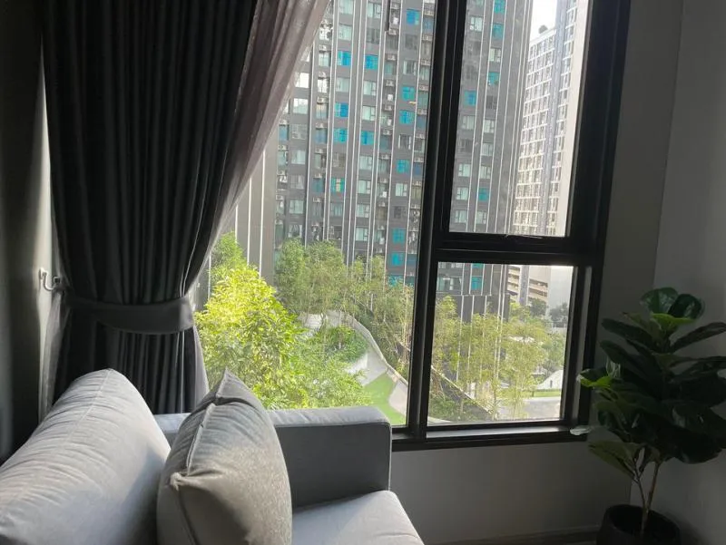 Life Asoke-Rama 9 for rent ห้อง Studio ชั้น 10 วิวดี ราคาจับต้องได้ เฟอร์ครบ รีบเช่าเลยจ้า อย่ารีรอ