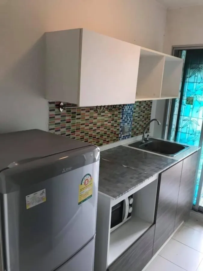 ให้เช่า Dcondo campus rangsit Phase 1 อาคาร A ชั้น 8 กั้นห้องเป็นสัดส่วน เครื่องใช้ไฟฟ้าครบ จองเลย