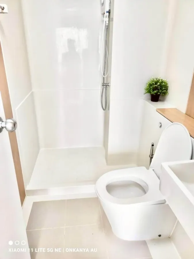 Plum Condo Extra Rama 2 for rent: 1 bedroom, 1 bathroom, fully furnished, great location. Just bring your bags and move in!