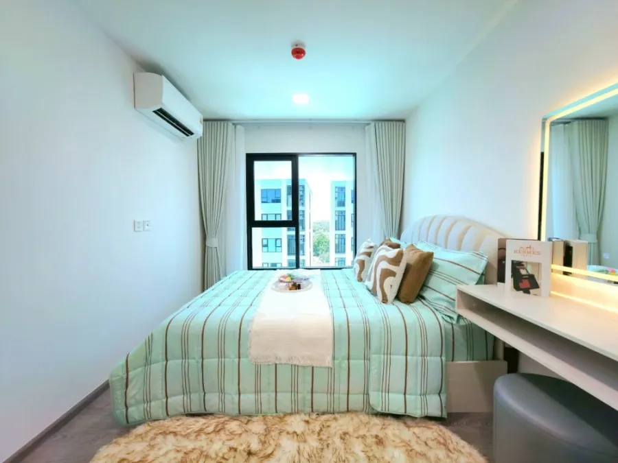 ให้เช่าคอนโดใหม่แกะกล่อง ฟังก์ชัน 1 Bed Extra ตึก D ชั้น 7 วิวสระสวยจัดเต็ม ใกล้ ม.ธรรมศาสตร์ รังสิต | ✨ Kave Wonderland (เคฟ วันเดอร์แลนด์)