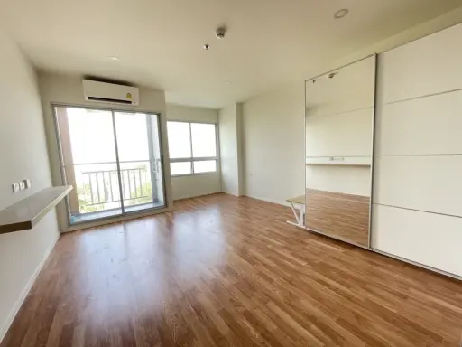 Brand New 100% Unoccupied Condo for SALE - 11th Floor (Building A), 26.62 sq.m., Featuring Fitted IKEA Wardrobe on Main Phatthanakan Road | ✨ Lumpini