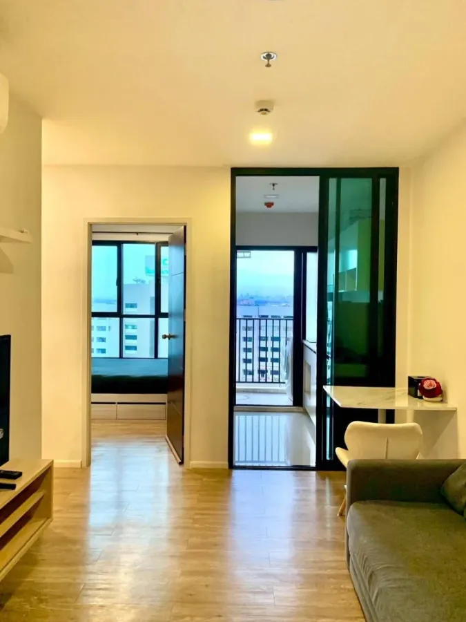 Selling/rent a comfortable condo at Episode Phaholyothin–Sapanmai. Fully furnished with appliances. Book now! Don't miss out! +++