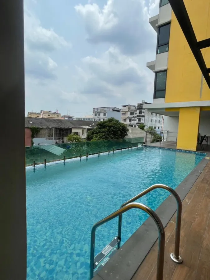 ปล่อยเช่า Rizzo condo บางกร่าง ห้องกว้าง สิ่งอำนวยความสะดวกครบครัน ในราคาเบาๆ อย่าพลาด