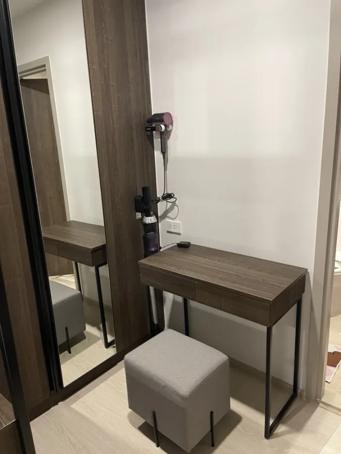 ให้เช่า Nue Cross Khu Khot Station ห้องน่าอยู่ ราคาสบายกระเป๋า เฟอร์พร้อม กว้างขวางจองเลย ห้ามพลาด!!!!