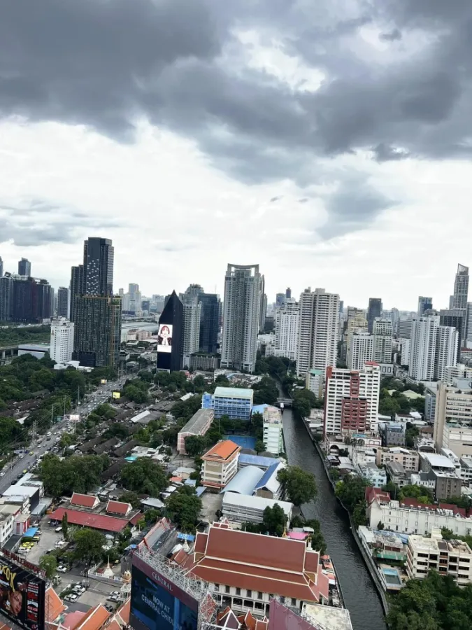 ให้เช่า วิทยุ คอมเพล็กซ์ 3 ห้องนอน โทนสว่างสบายตาน่าอยู่ เลี้ยงสัตว์ได้ คนรักสัตว์ห้ามพลาดเด็ดขาด