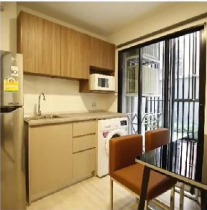 Kave Condo is located opposite. Bangkok University with 4 year contract Building C, 2nd floor Room s