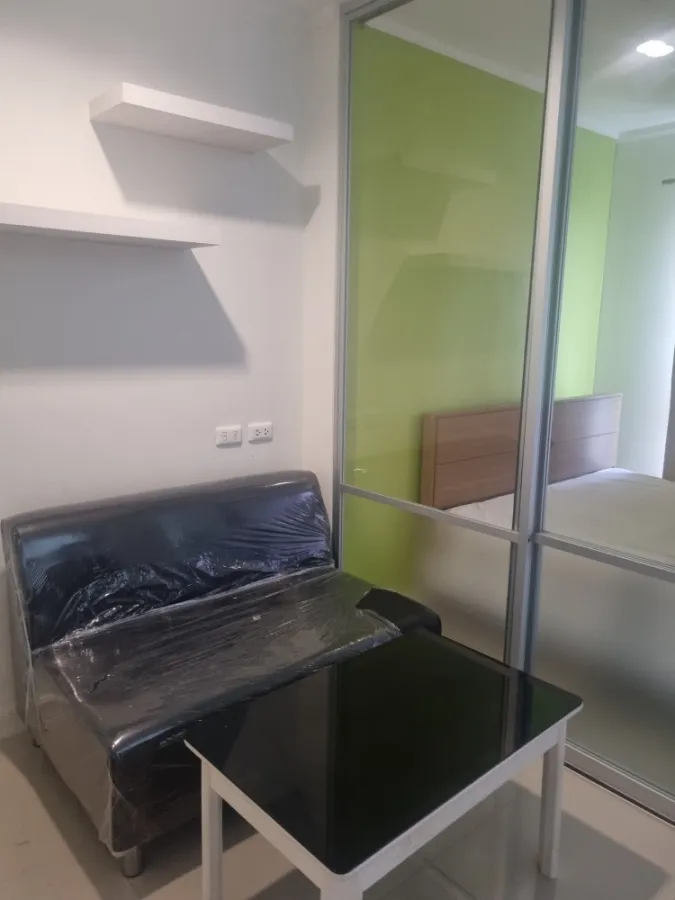 For rent Lumpini Ville Chaengwattana-Pak Kret. room ready complete electrical appliances Hurry up to reserve before the room is gone.