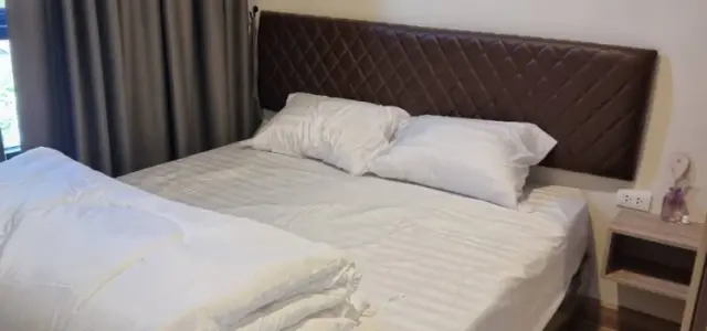 ขาย The Indeed Condo Amata ห้องน่าอยู่ มาพร้อมเฟอร์และเครื่องใช้ไฟฟ้าครบครัน รีบจองเลย images
