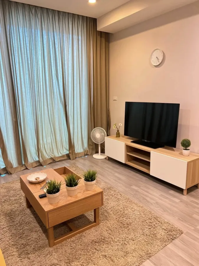 ให้เช่า The room BTS วงเวียนใหญ่ ชั้น 9 ห้องมุม เห็นวิวสองด้าน จาก 3 มุม ไม่ควรพลาด