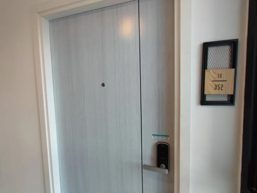 For rent: Kensington Sriracha Condo, spacious and comfortable room, fully furnished, complete with amenities. Book now before you miss out!!