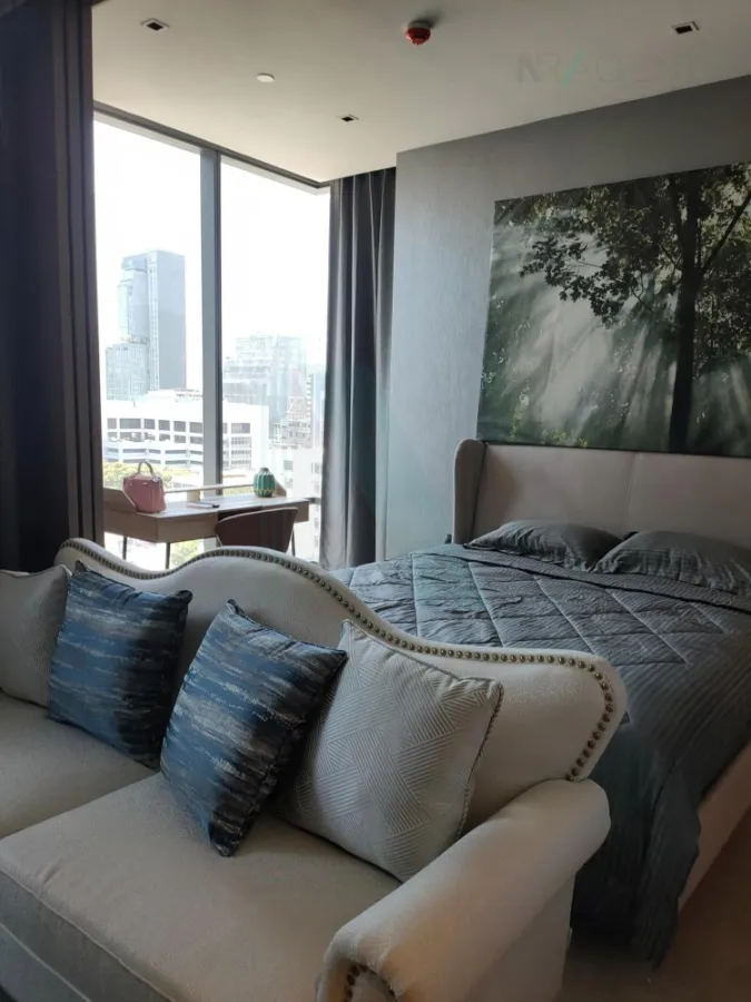 Condo for sale/rent, Ashton Silom, fully furnished and electrical appliances, good location, convenient transportation, do not miss it.