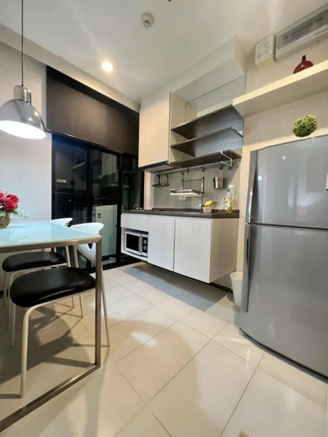 For rent, The Base Park West, 24th floor, city view, beautiful room, fully furnished, ready to move in immediately, book now, hurry up.