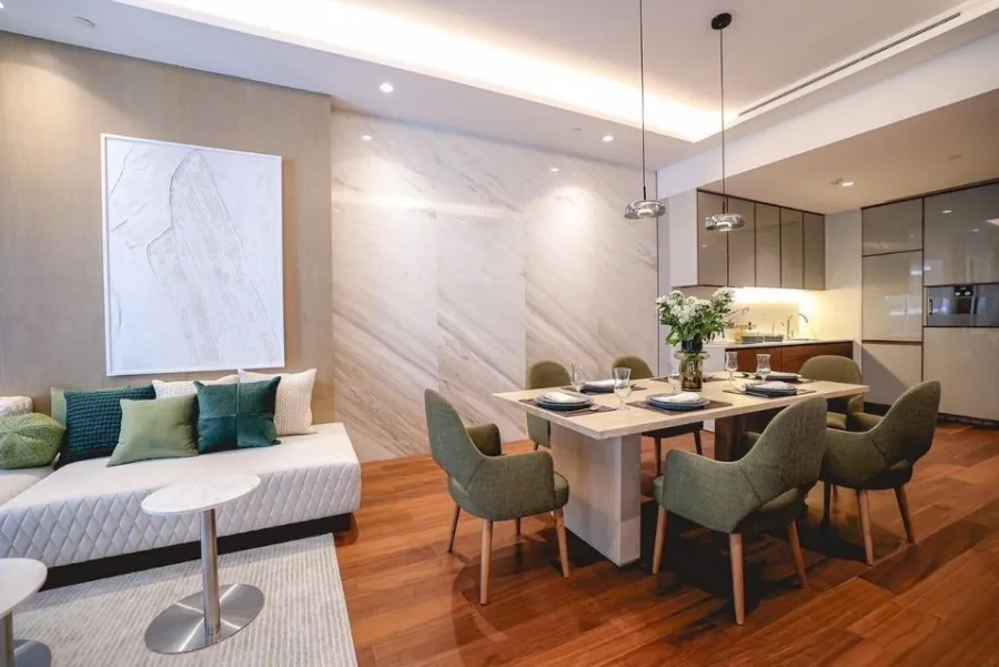 SALE The Estelle PhromPhong, a condo decorated in a simple, elegant style. You can raise pets too. Don't miss it.