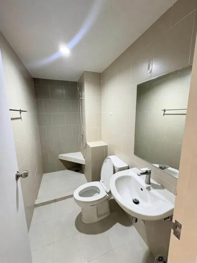 For rent: The Kith Plus Phahonyothin Khukot, 1 bedroom, 1 bathroom, fully furnished. Don't miss this great deal!