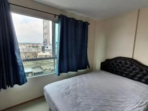 For rent, D Condo Rattanathibet, double bed, soft bed for every sleep. Big bed, spacious room like this, don't miss it.