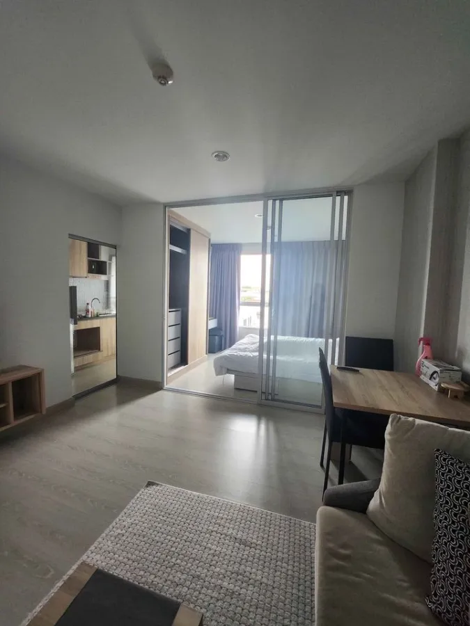 For rent: The Niche ID Rama 2, separated rooms. Fully furnished Hurry and reserve before it's gone.