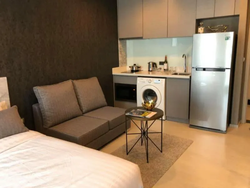 ปล่อยเช่า Rhythm Sukhumvit 36-38 ชั้น 11 ห้องสวย เฟอร์ครบ รีบจองด่วน!!