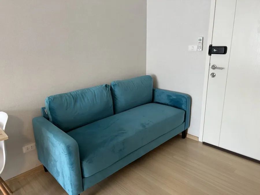 Beautiful room, fully furnished, pool view, clean room, for rent Plum Condo Rangsit Alive Phase 1 This room is complete, you should not miss it.