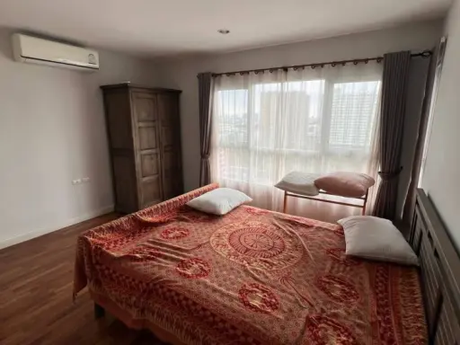 ให้เช่า Thana Arcadia Condo ห้องชั้นสูง เฟอร์พร้อม หิ้วกระเป๋ามาได้เลย++ images