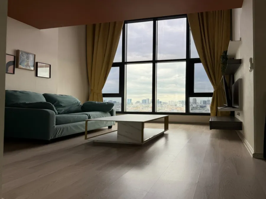 Urgent sale!! Condo Centric Ratchada-Huay Kwang Condo, good location, ready to move in right away, don't miss it!!