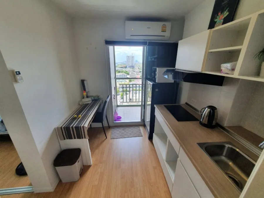 Sale Lumpini Place Srinakarin-Huamark Station, good location, next to the train, don't wait.