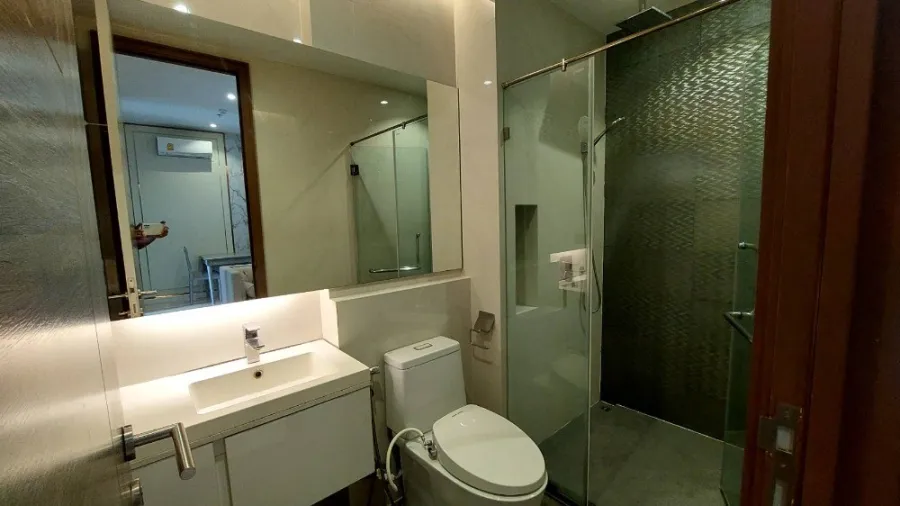 For rent!! Condo Mayfair Place Sukhumvit 50, 8th floor, Building A, luxury decorated condo. Ready to move in, don't miss it!!