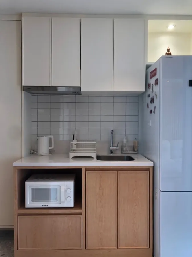 For rent!! Regal Sathorn Narathiwat, 22nd floor, beautiful room, newly renovated, Muji style, fully furnished, ready to move in. Don't miss out!!