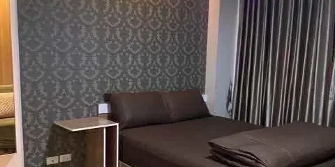 ขาย Emerald Residence Ratchada ห้องเกือบมุมสุด ส่วนตัวมาก ติดวอลเปเปอร์ทั้งห้อง บิ้วอิน พร้อมเครื่องใช้ไฟฟ้าครบ พร้อมอยู่