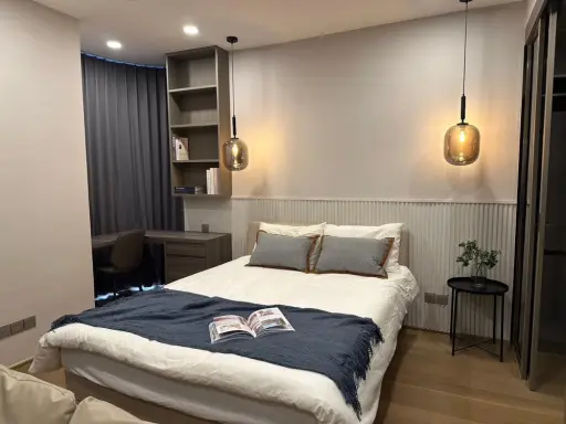 For rent, Ashton chula-silom, beautifully decorated room, awesome Buit-In, comes with a built-in Walk-In Closet, don't miss it.