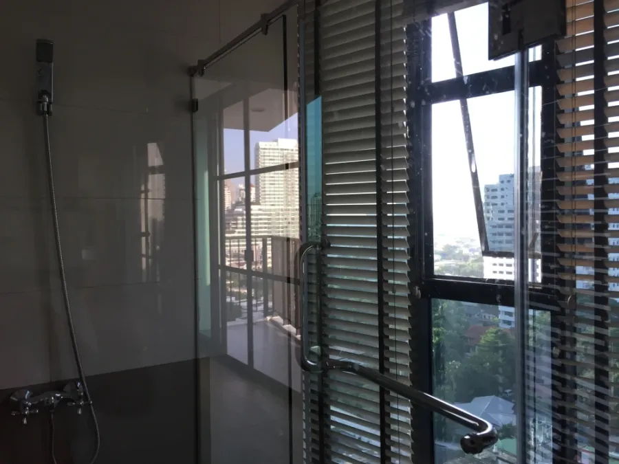 ขาย The Alcove Thonglor 10 ห้องกว้างพื้นที่ใช้สอยเยอะ มาพร้อมเฟอร์ครบครัน มองเห็นวิวเมืองสวย จองเลย