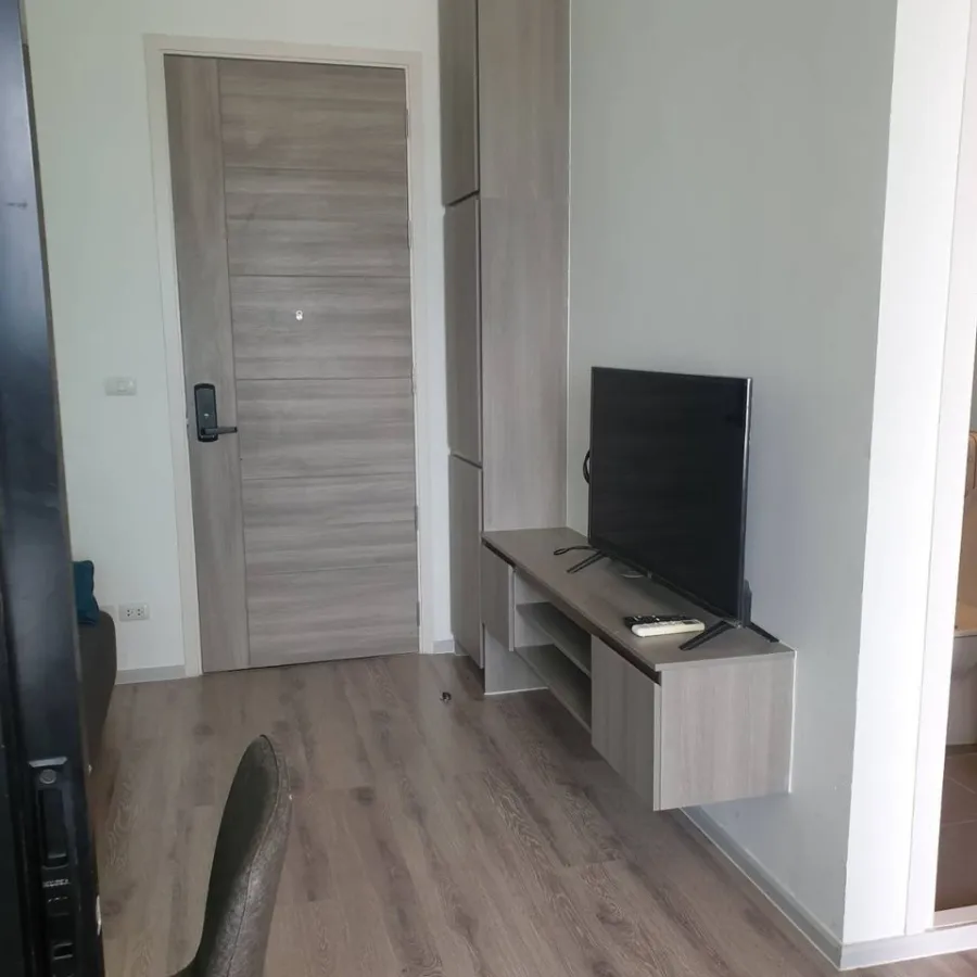 For rent: Knightsbridge Collage Ramkhamhaeng, high floor, beautiful view, partition room is very well proportioned. just come in