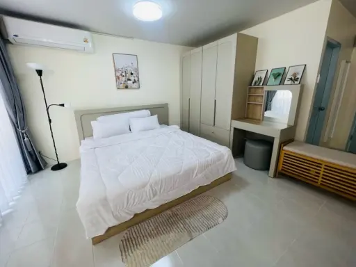 For rent: The Parkland Bangna, beautiful room, fully furnished, super cool. If you don't book, you'll miss out. Hurry!