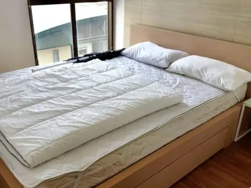 For rent, IDEO MIX Sukhumvit 103, 10th floor, city view, no block, big screen TV. Comfortable bed. Book now.