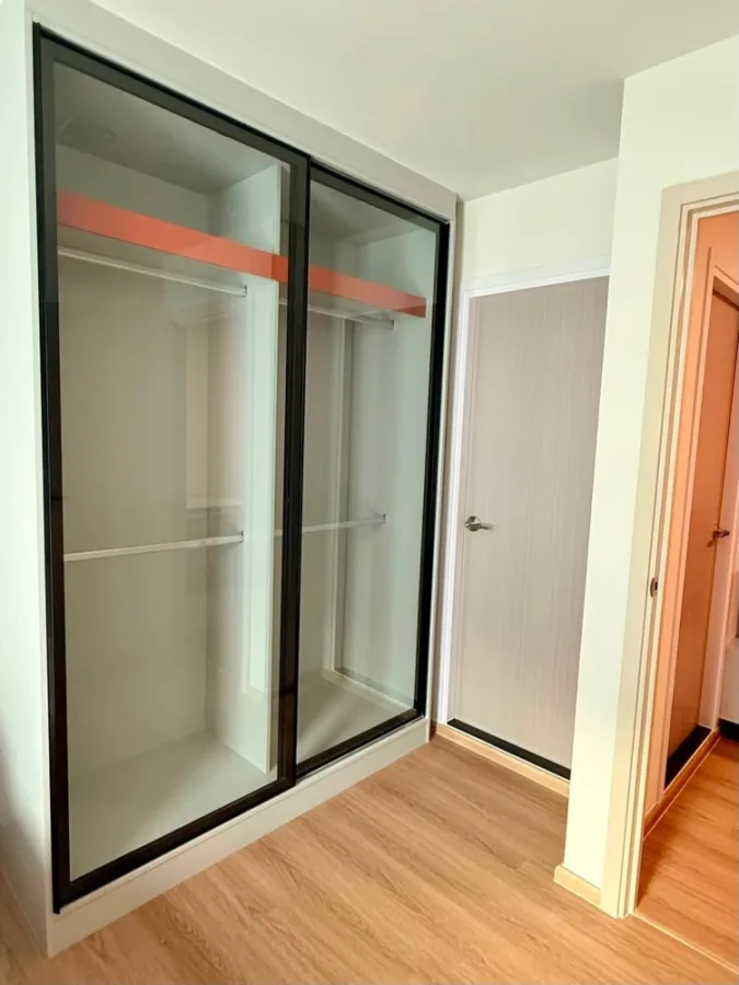 For rent: Kave Luminous Bangmod One Bedroom Exclusive condo, 4th floor, fully furnished. Book now!