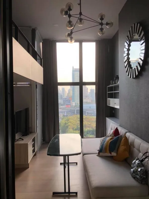ให้เช่า Chewathai residence Asoke ห้อง Duplex 1 ห้องน้ำ 34.5 ตรม. วิวดี เฟอร์พร้อม อย่าพลาดนะจ๊ะ
