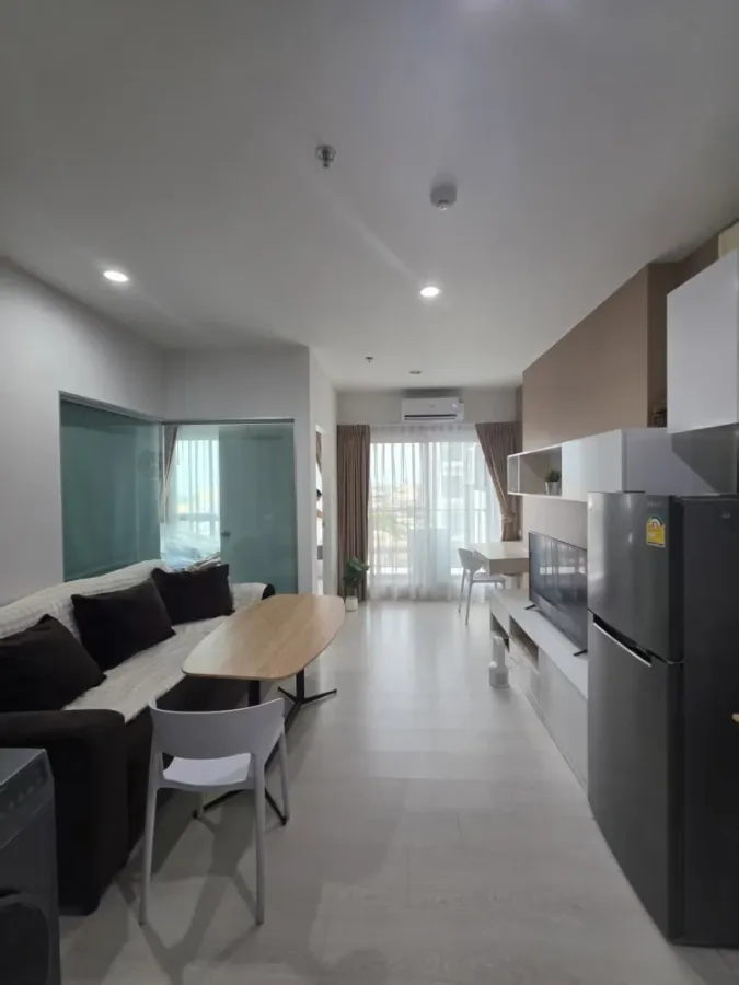 Condo for rent, The Prodigy Phetkasem 62. Nice room, spacious living area, complete amenities. Move in soon!