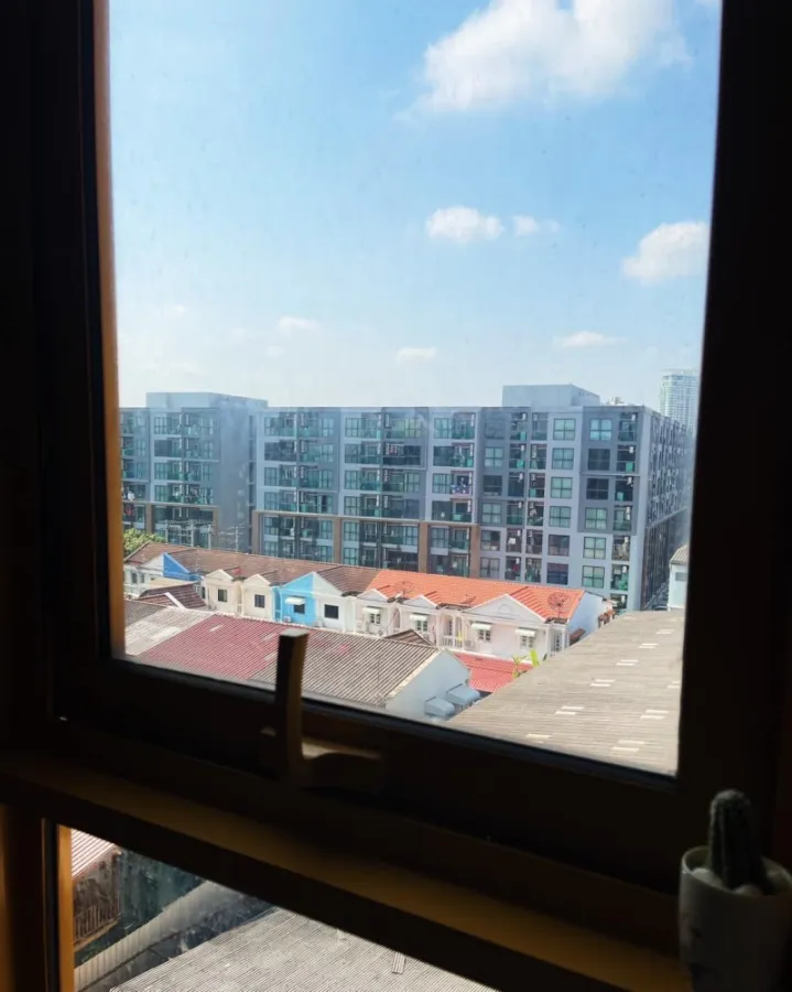 Condo for rent, the base, Sukhumvit 50, nice decorated room The atmosphere is very quiet, very private, good view, book now.
