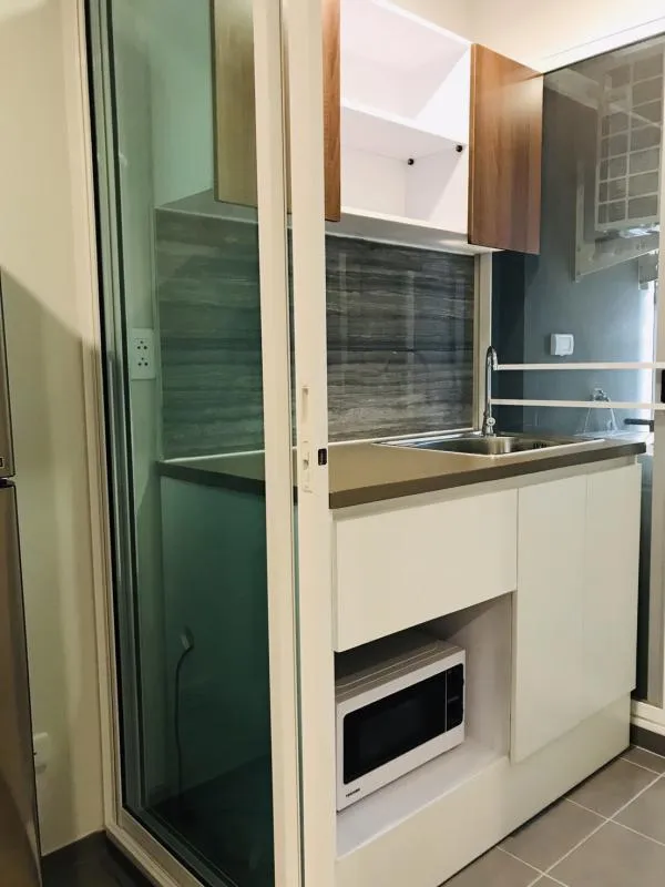 Condo for rent, Regent Home Sukhumvit 97/1, beautiful room, very new furniture, digital door, a lot of furniture, there is a washing machine, do not miss it.