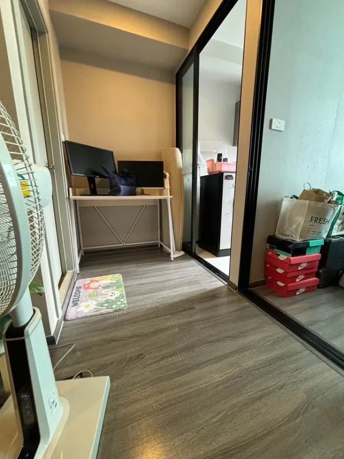 For sale: The Origin Lat Phrao 15, high ceiling, 6th floor, very chill swimming pool view, very beautiful room number, interested, reserve now!