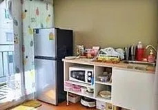 For sale: Lumpini Township, Rangsit, Khlong 1. Room divided into proportions, nice to live in, good grade furniture, great price, reserve now.