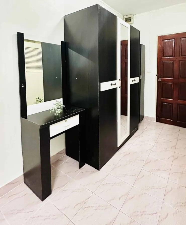 For sale, for rent, Ratchada Prestige Lat Phrao 48, pool view, STUDIO room, low price, easy on the wallet, reserve now.