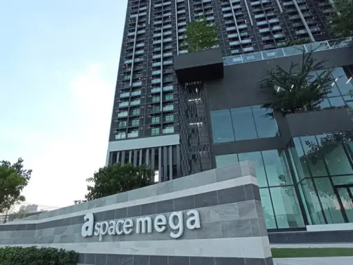 Sale down payment, A Space Mega Condo, 16th floor, pool view, next to IKEA, MEGA Bangna department store, good location, hurry to reserve before it's gone!