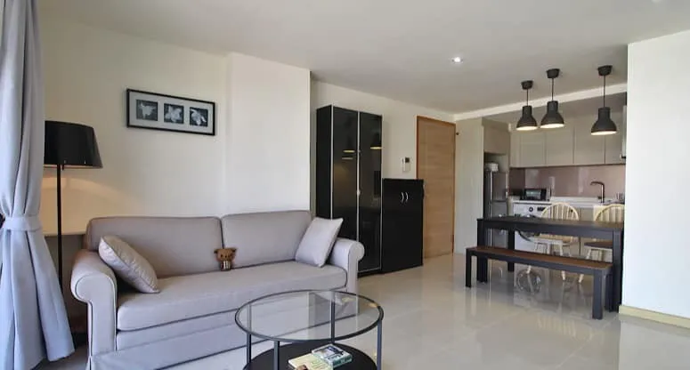 Sell for rent!! Socio Reference 61 Condo, good location, ready to move in, convenient transportation, don't miss it!!