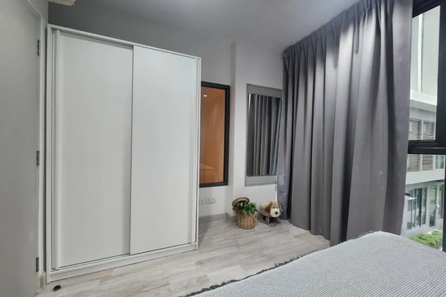 Urgent sale! Ideo Mobi Rama 9 condo, spacious rooms with ample living space, amazing price. Book yours today!