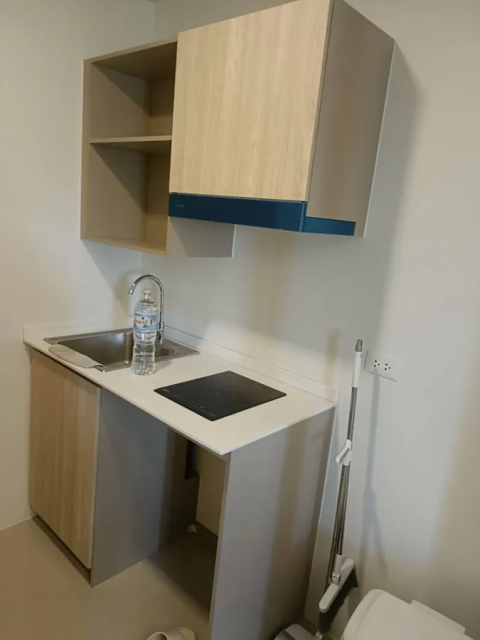 For rent: The Muve Kaset, 1 bedroom, 1 bathroom. Great location, convenient transportation, fully furnished. Book now!