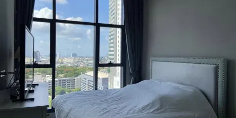ขาย คอนโด The Diplomat Sathon ชั้น 1 วิวดีสุดๆ ห้องตกแต่งหรูหรา น่าอยู่สุดๆ ไม่จองไม่ได้แล้ว ด่วนๆ