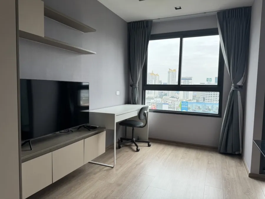 For rent!! Condo Ideo Rama 9 - Asoke, 17th floor, Building B, fully furnished. Ready to move in, don't miss it!!